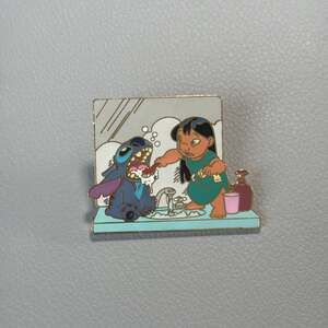 Disney Lilo and Stich Brushing Teeth 2004 pin